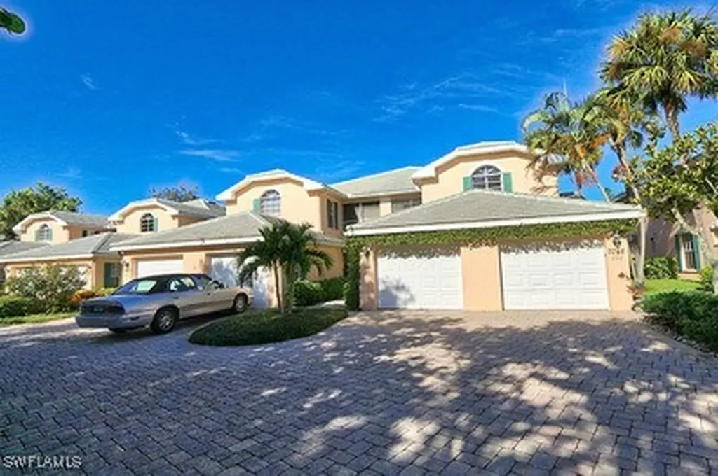 7058 Barrington Circle Naples FL 34108