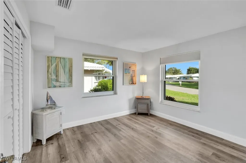 54 Hilo Court Naples FL 34112