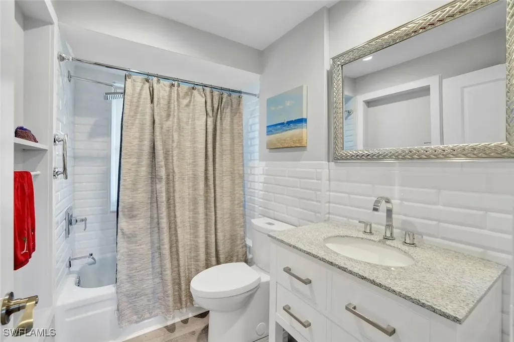 54 Hilo Court Naples FL 34112