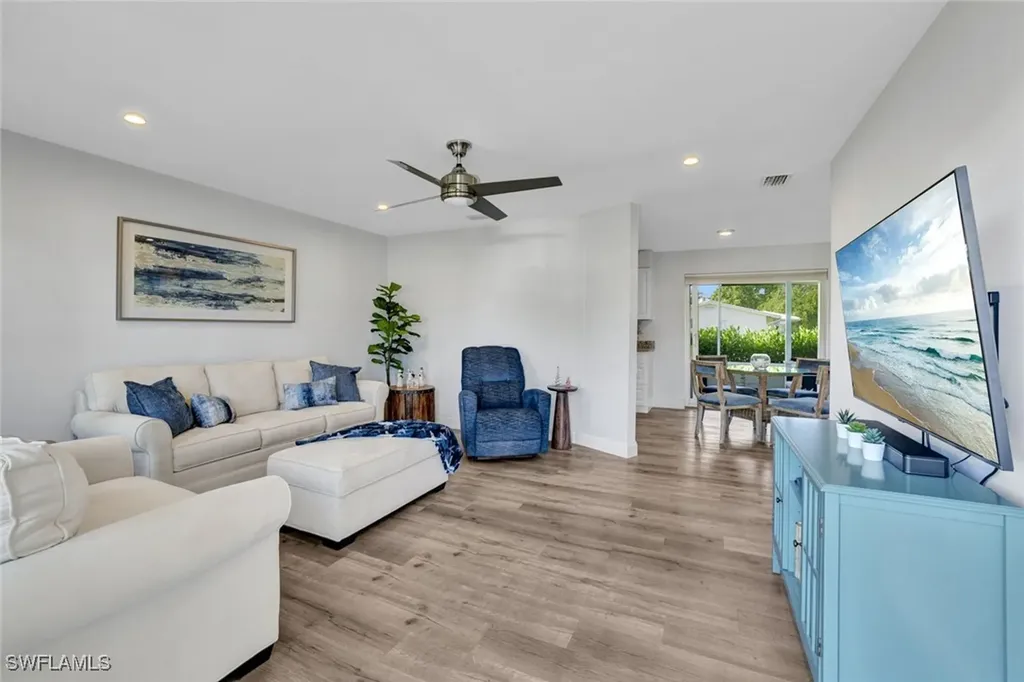 54 Hilo Court Naples FL 34112