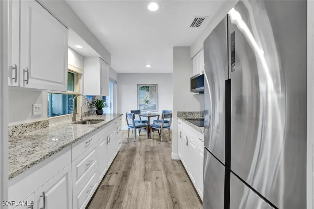 54 Hilo Court Naples FL 34112