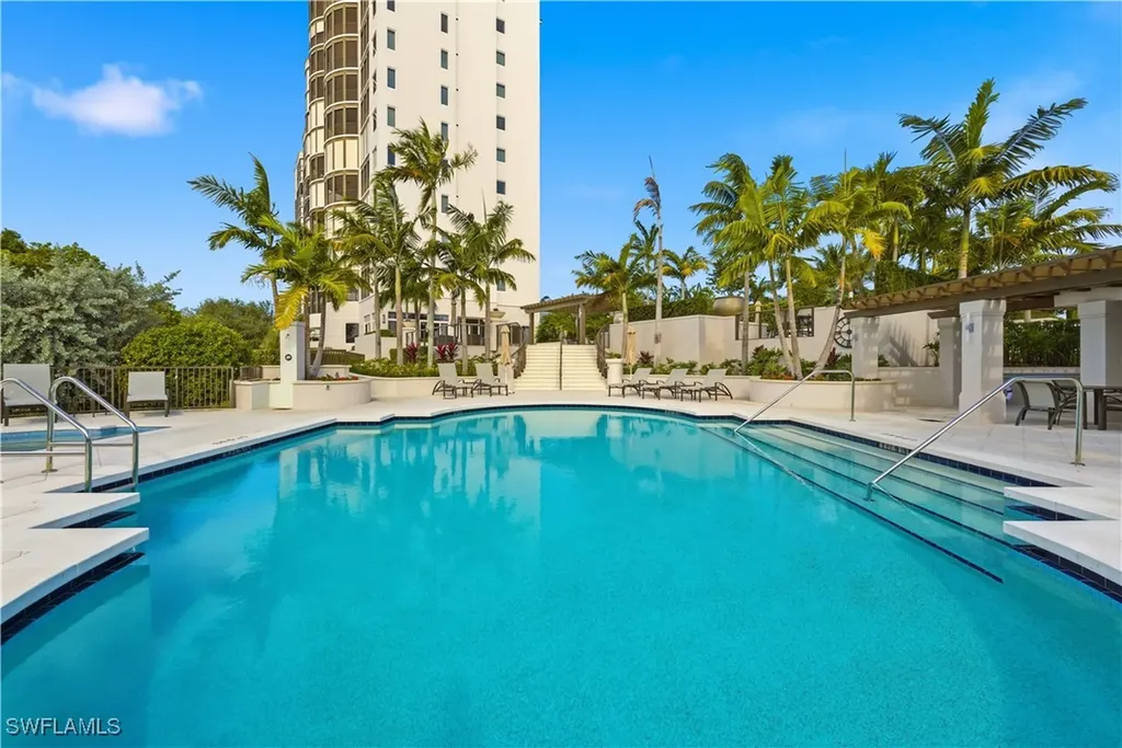 8990 Bay Colony Drive Naples FL 34108