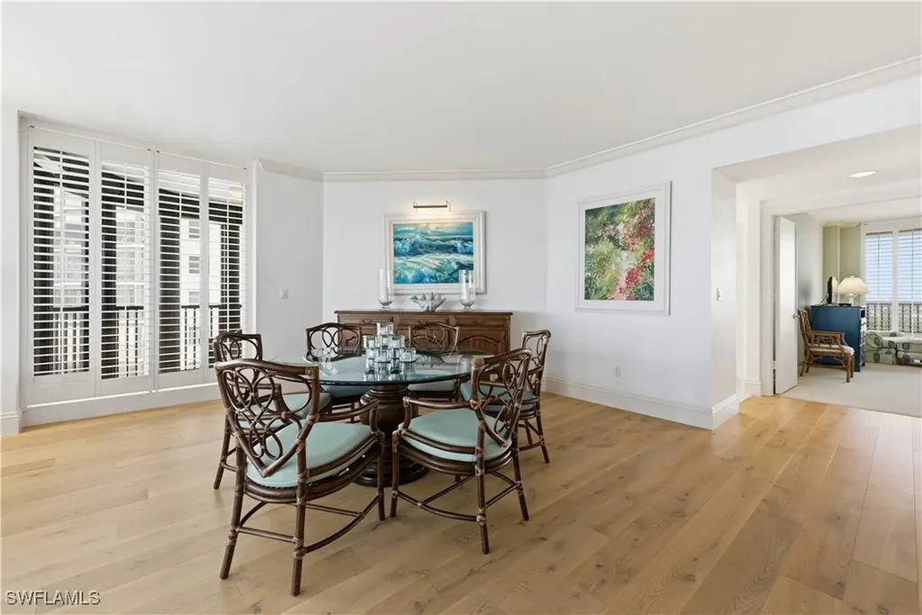 8990 Bay Colony Drive Naples FL 34108