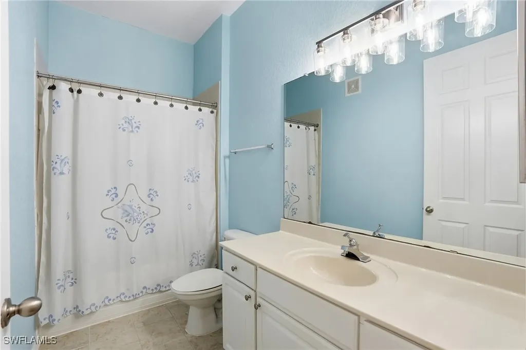 970 Peggy Circle Naples FL 34113