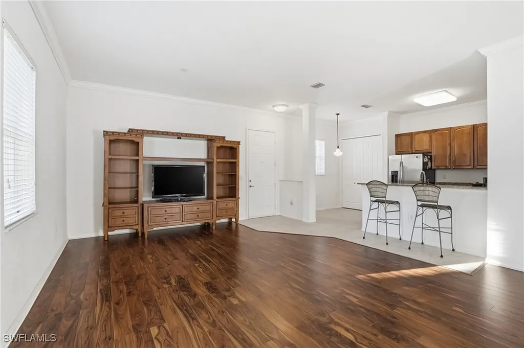 970 Peggy Circle Naples FL 34113