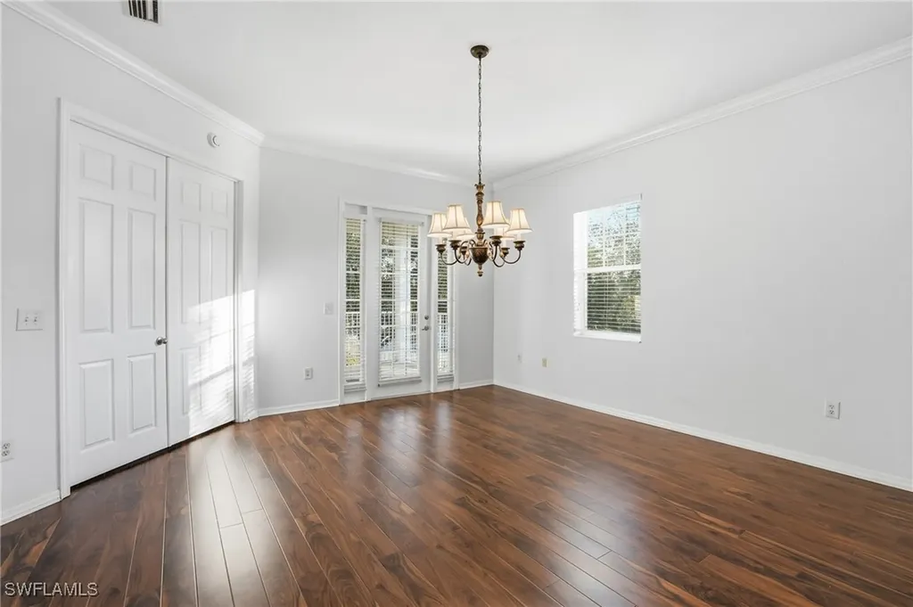 970 Peggy Circle Naples FL 34113
