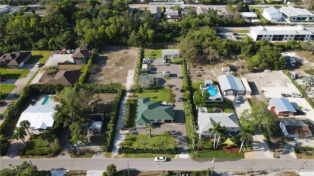 1308 Rosemary Lane Naples FL 34103