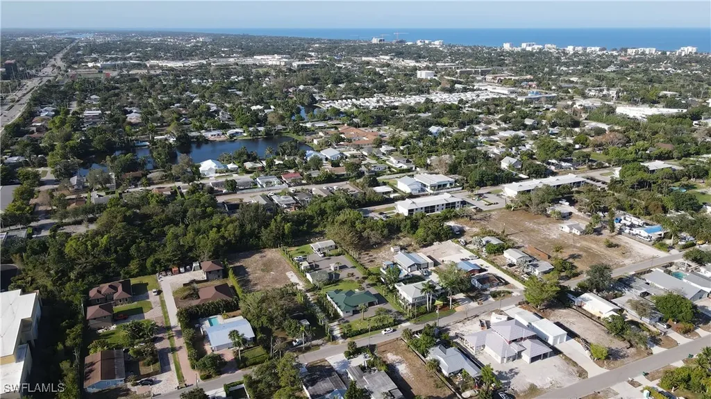 1308 Rosemary Lane Naples FL 34103