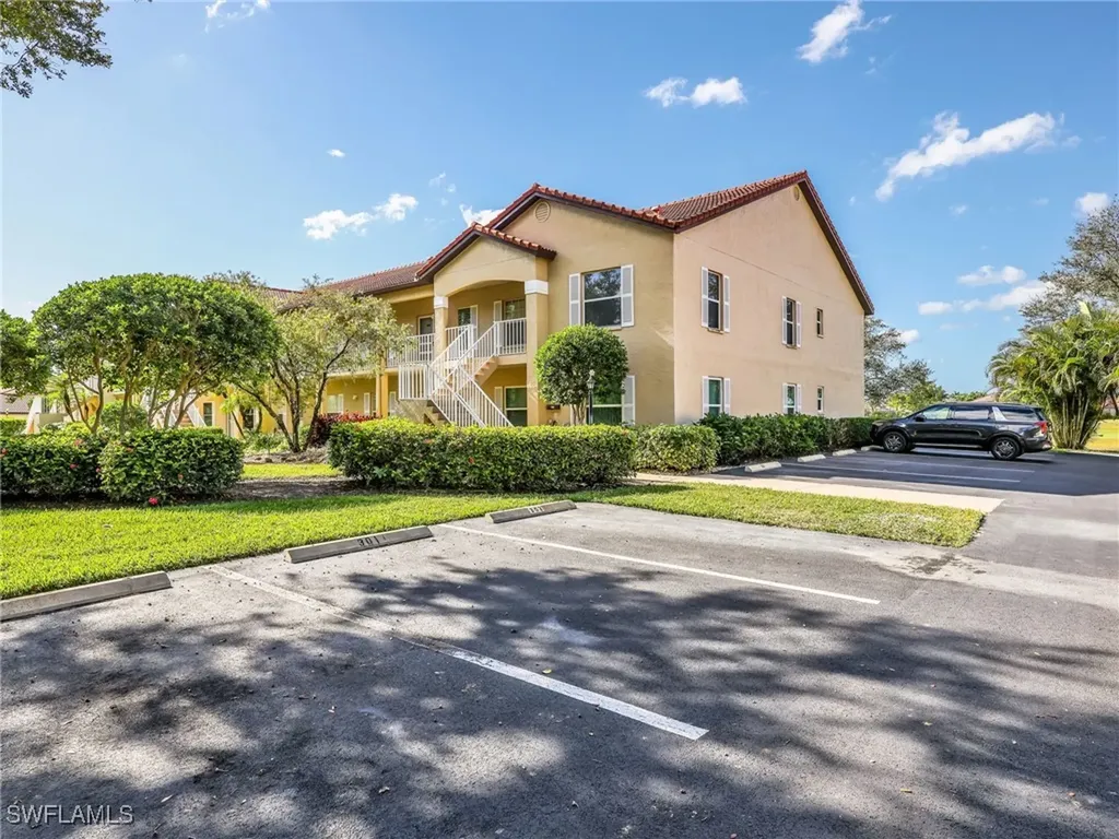 9851 Costa Mesa Lane Bonita Springs FL 34135