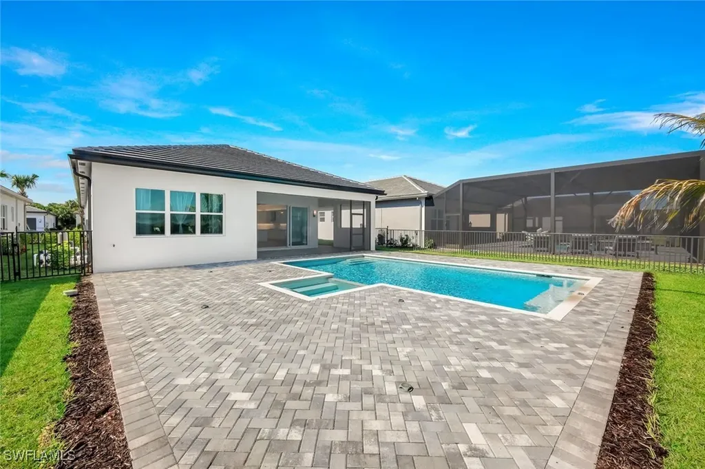 12243 Lotus Avenue Naples FL 34120