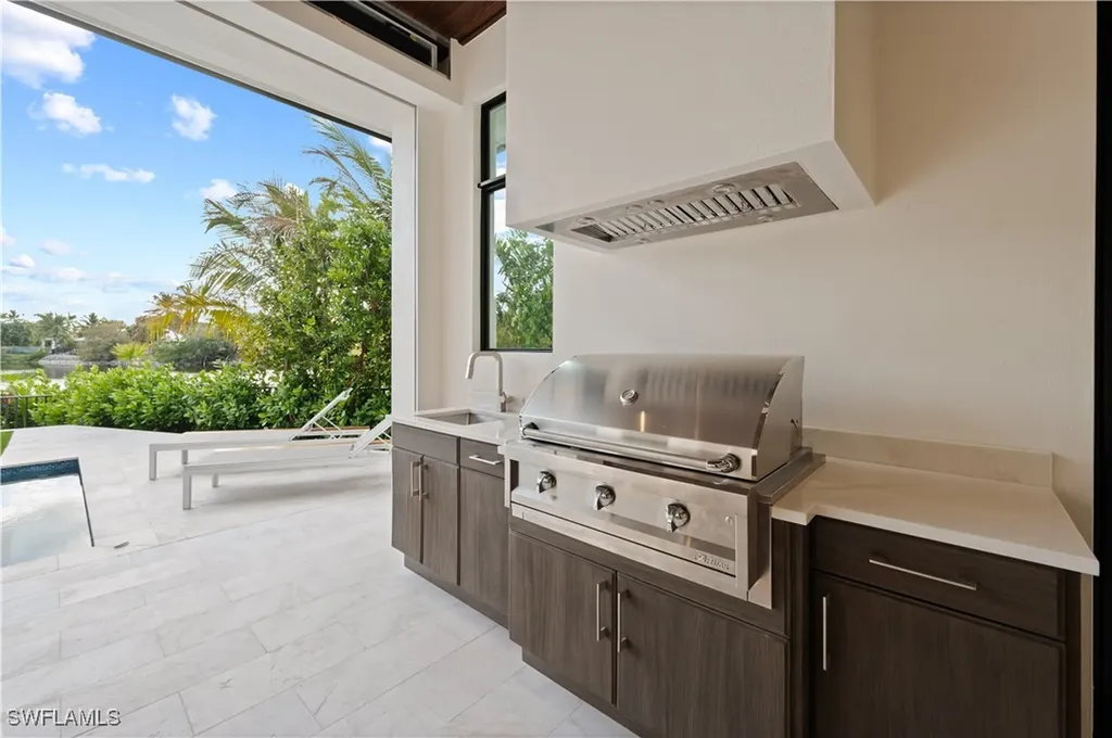 1199 12th Street N Naples FL 34102