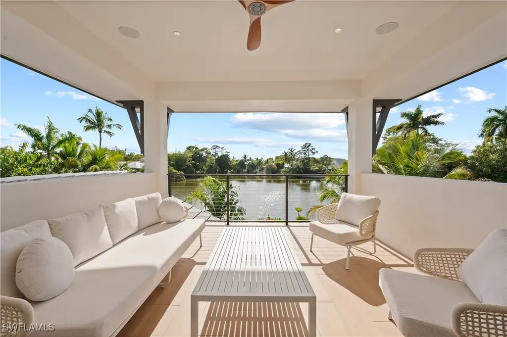 1199 12th Street N Naples FL 34102