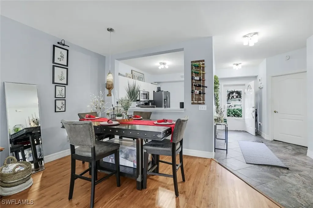 610 Luisa Court Naples FL 34104