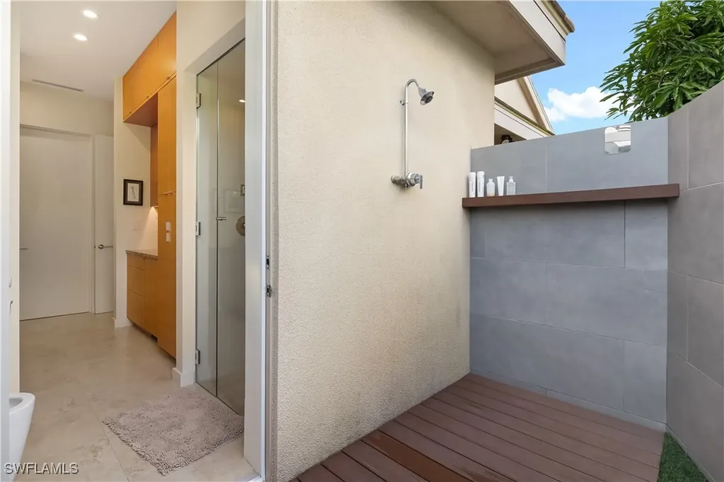 705 Shadow Lake Lane Naples FL 34108