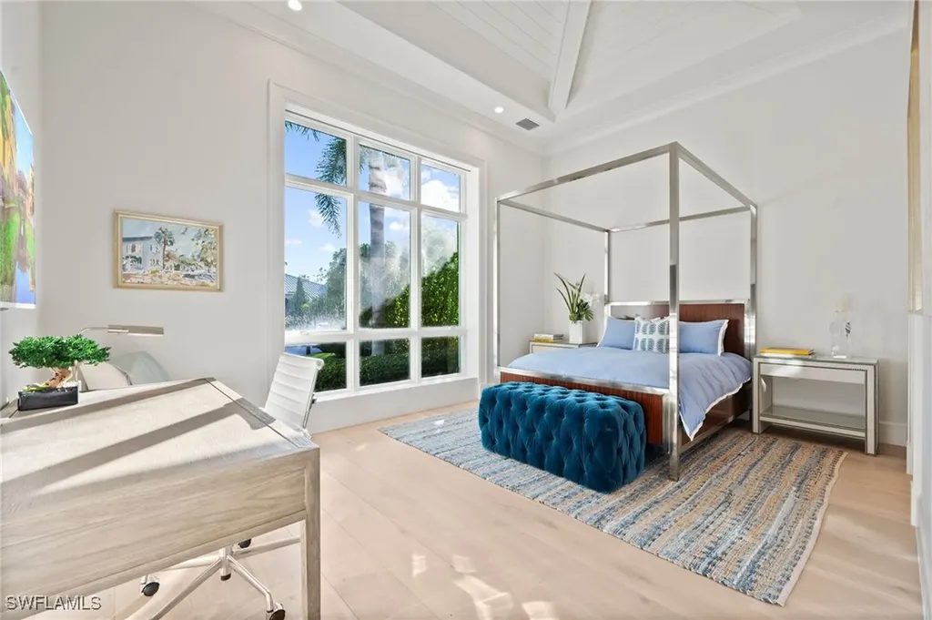 655 Starboard Drive Naples FL 34103