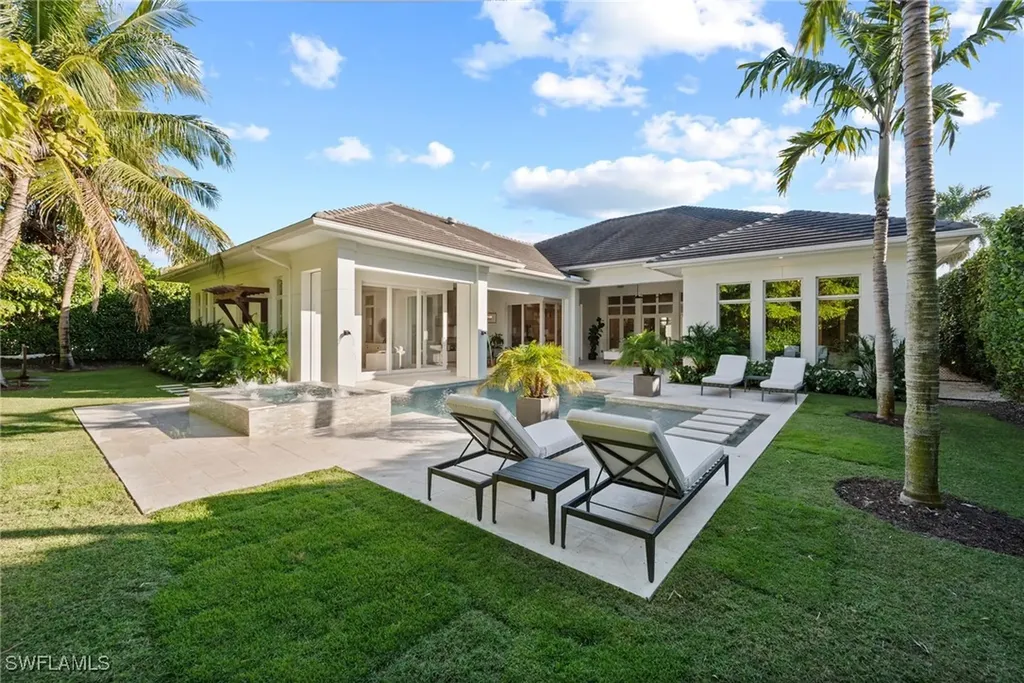 655 Starboard Drive Naples FL 34103