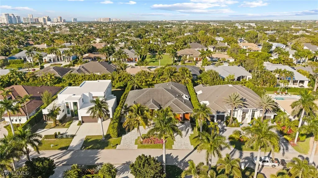 655 Starboard Drive Naples FL 34103