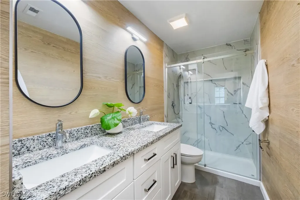 5238 Treetops Drive Naples FL 34113