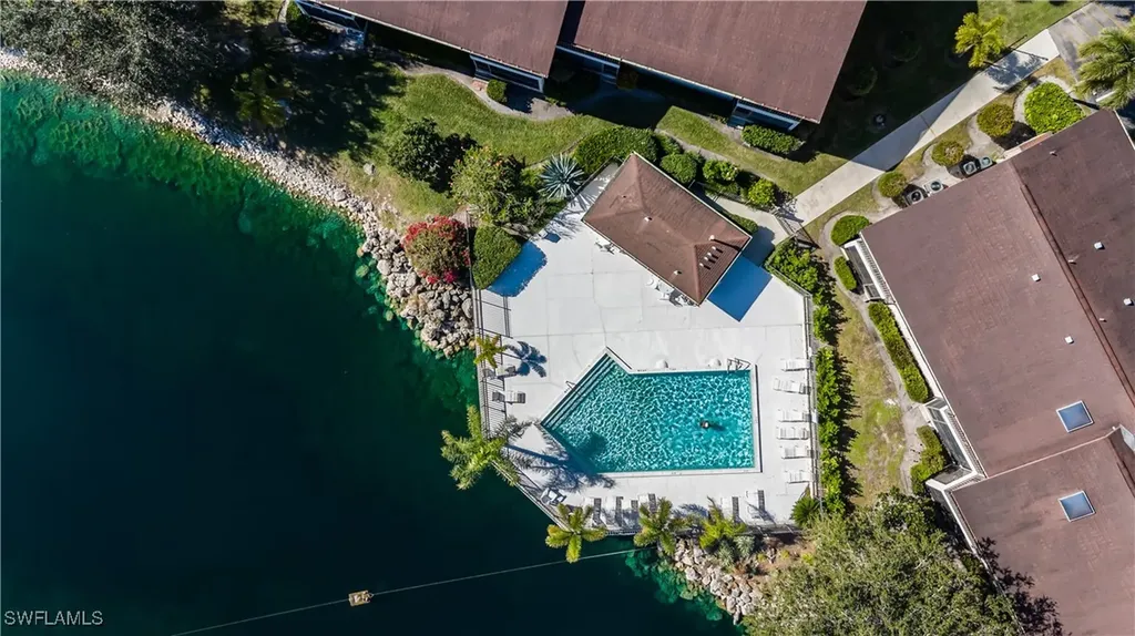 5238 Treetops Drive Naples FL 34113
