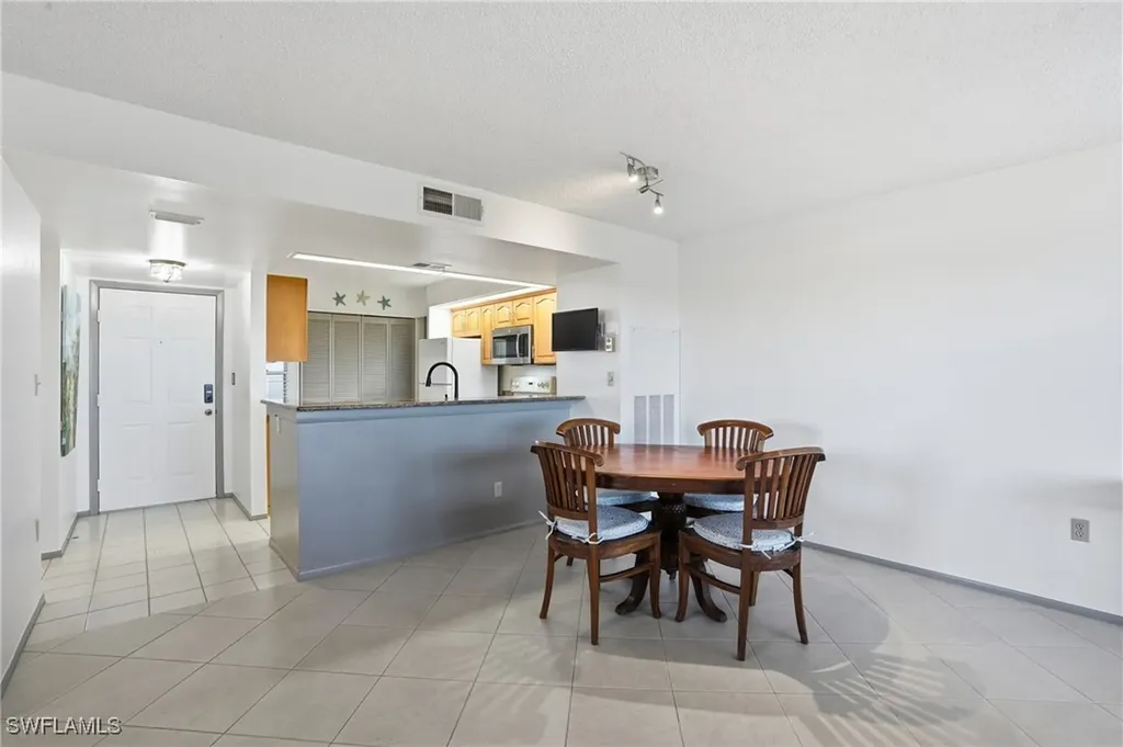 300 Stevens Landing Drive Marco Island FL 34145