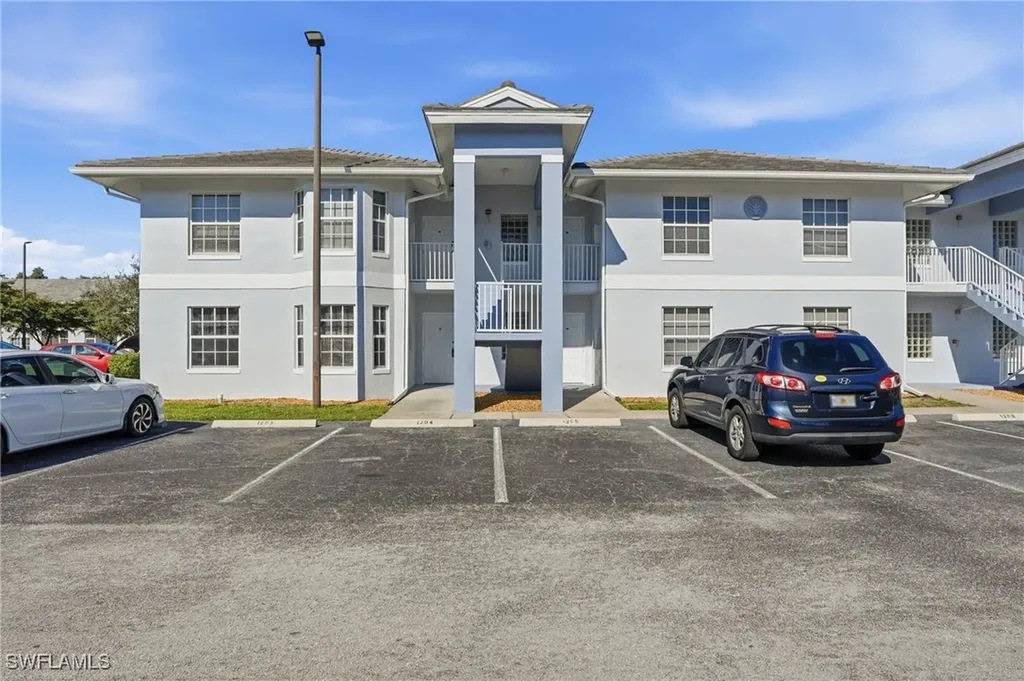 8313 Bernwood Cove Loop Fort Myers FL 33966
