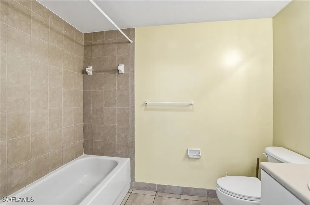 8313 Bernwood Cove Loop Fort Myers FL 33966