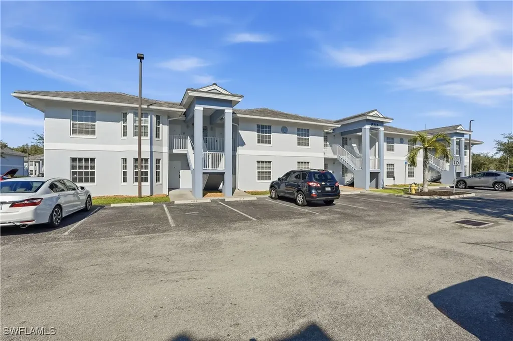 8313 Bernwood Cove Loop Fort Myers FL 33966