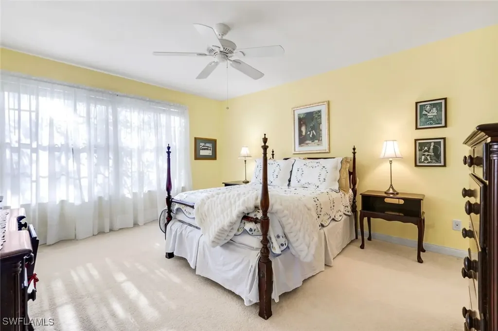 3333 Cayman Lane Naples FL 34119