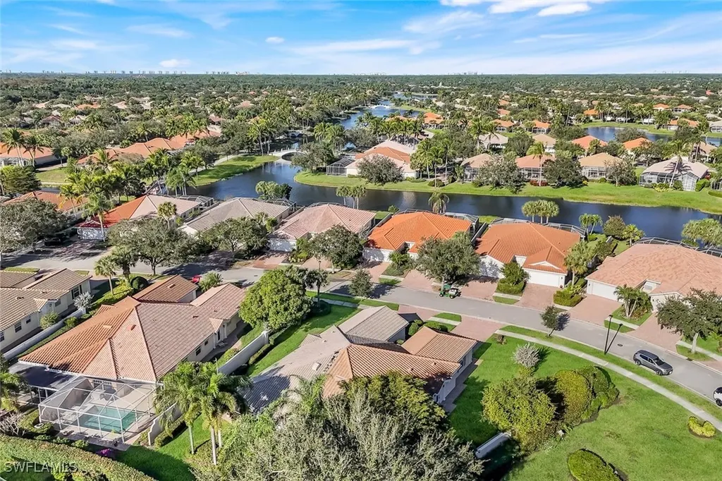 3333 Cayman Lane Naples FL 34119