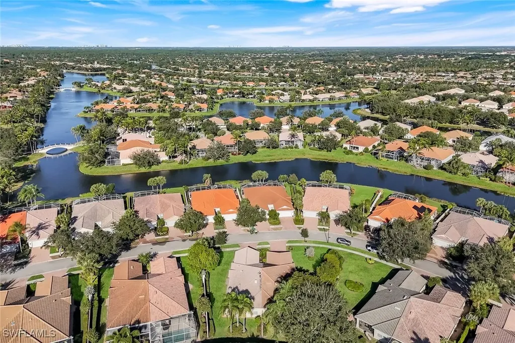 3333 Cayman Lane Naples FL 34119