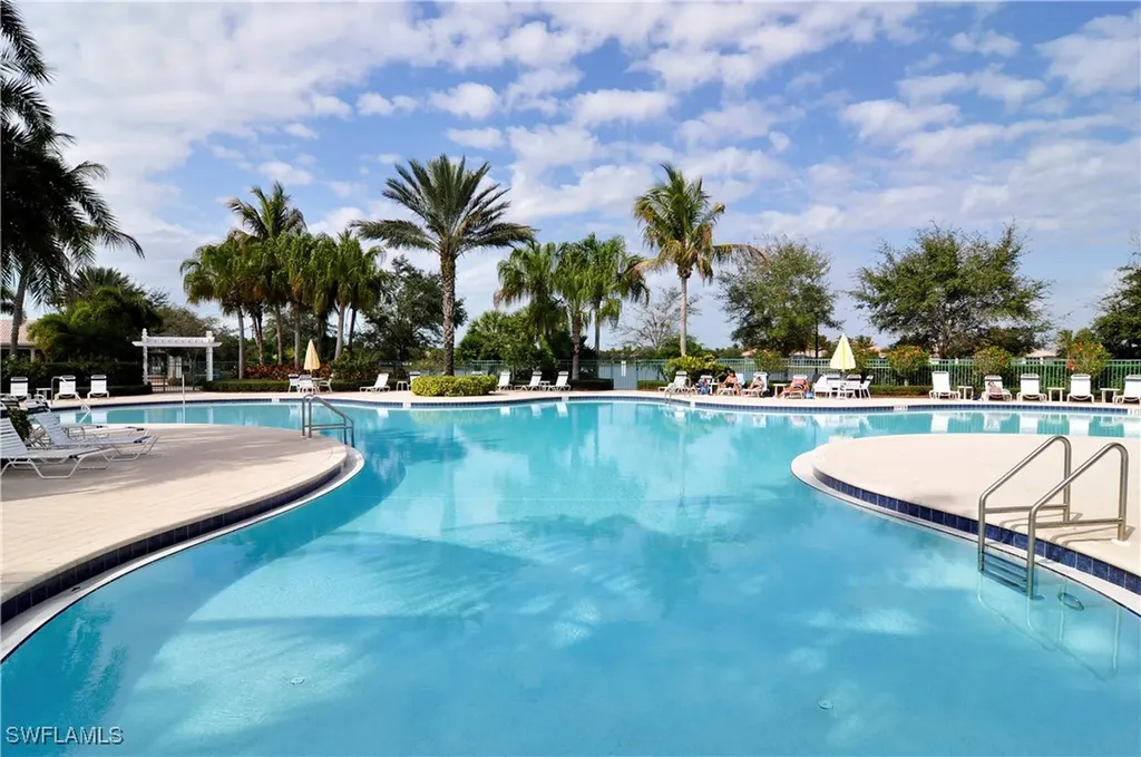 3333 Cayman Lane Naples FL 34119