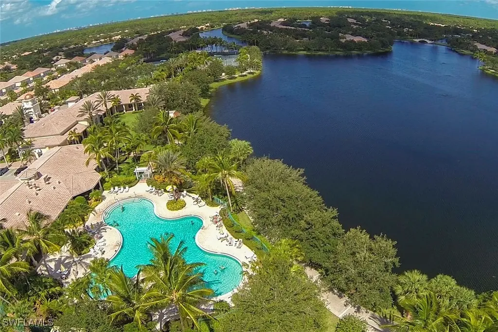 3333 Cayman Lane Naples FL 34119