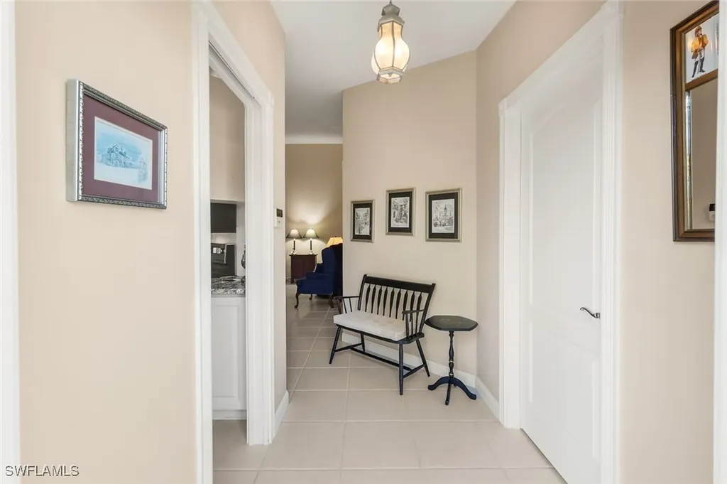 3333 Cayman Lane Naples FL 34119
