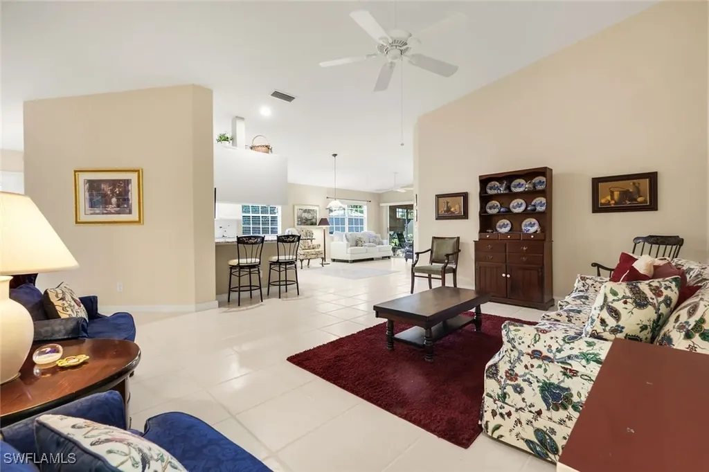 3333 Cayman Lane Naples FL 34119