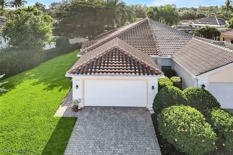 3333 Cayman Lane Naples FL 34119