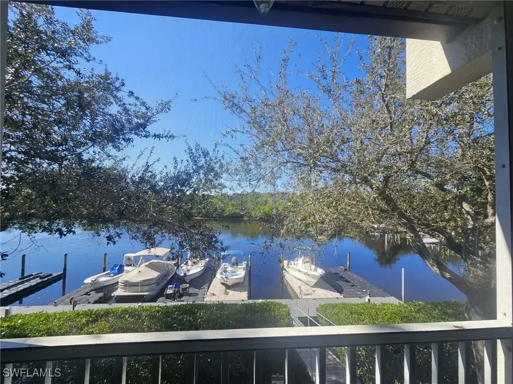 266 Newport Drive Naples FL 34114