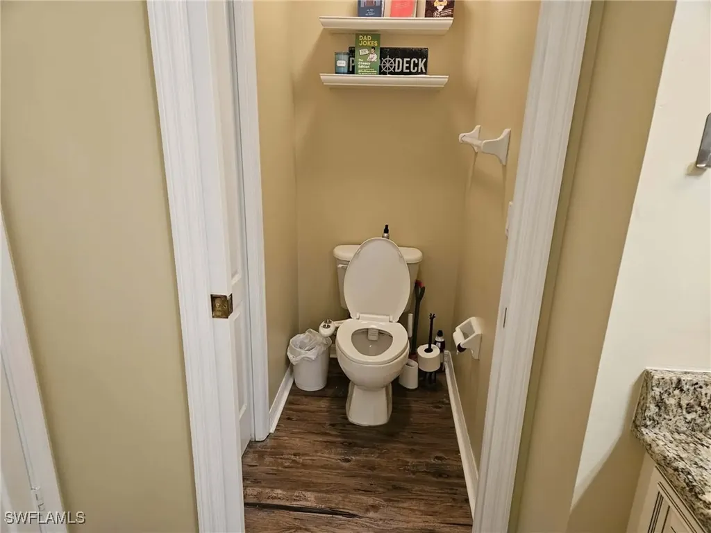 266 Newport Drive Naples FL 34114