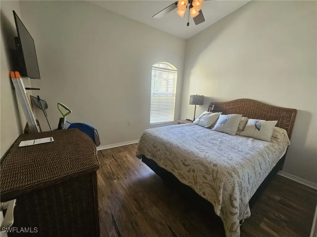 266 Newport Drive Naples FL 34114