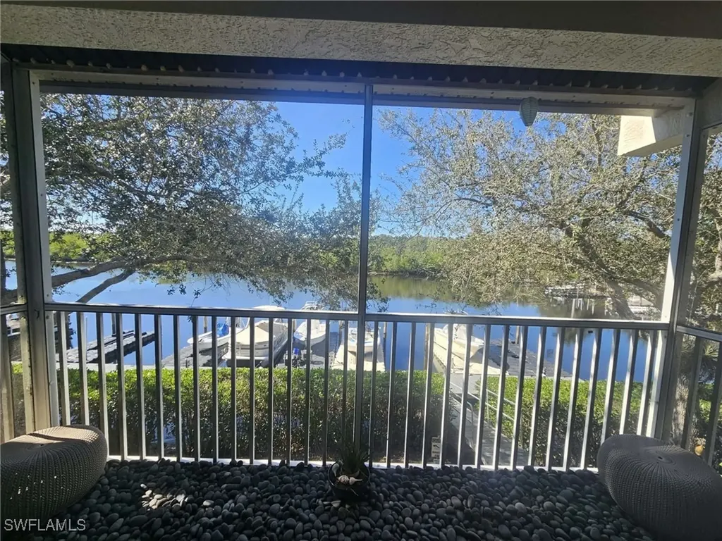 266 Newport Drive Naples FL 34114