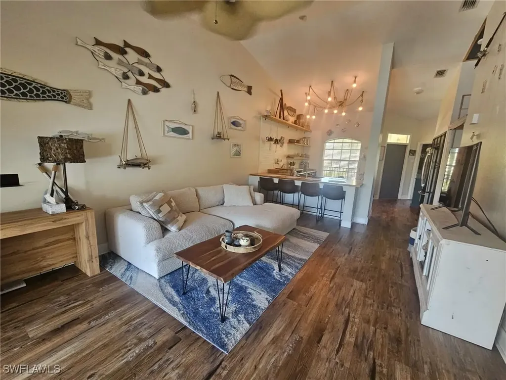 266 Newport Drive Naples FL 34114