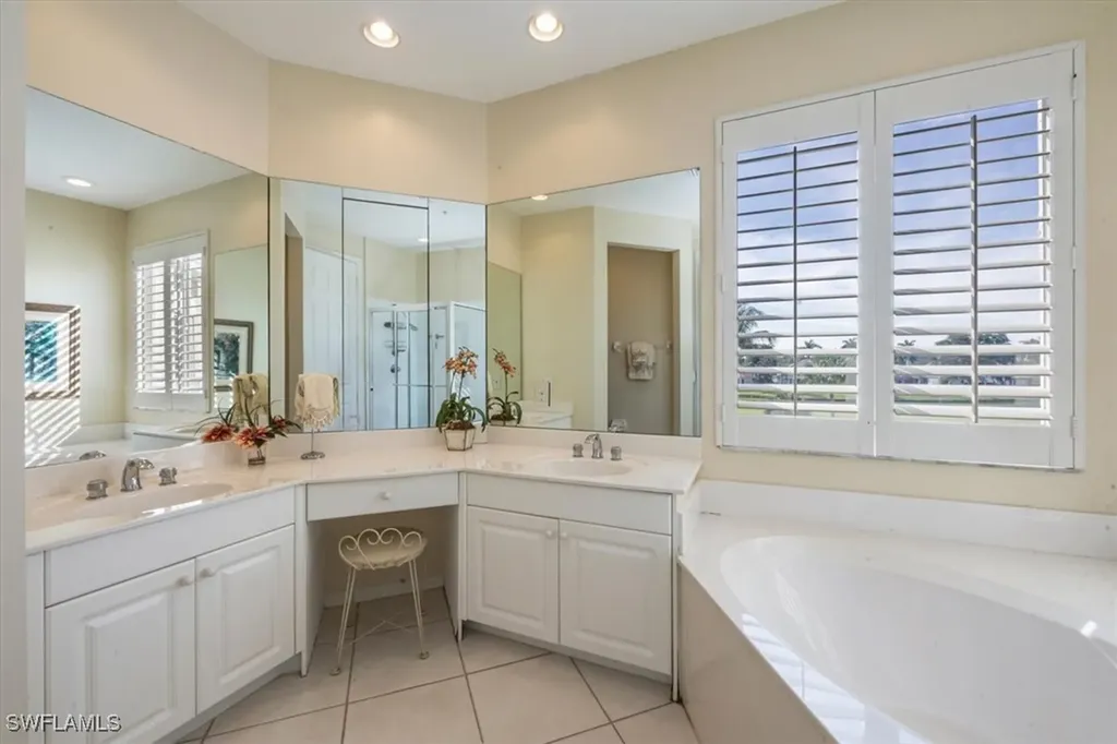 1610 Clermont Drive Naples FL 34109