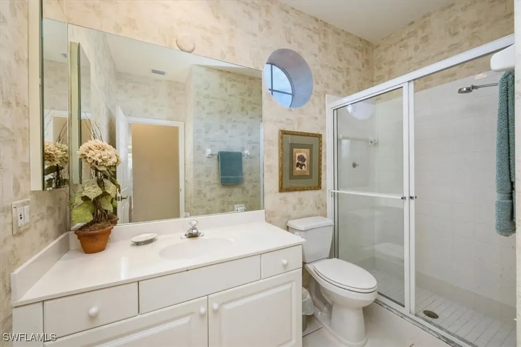 1610 Clermont Drive Naples FL 34109