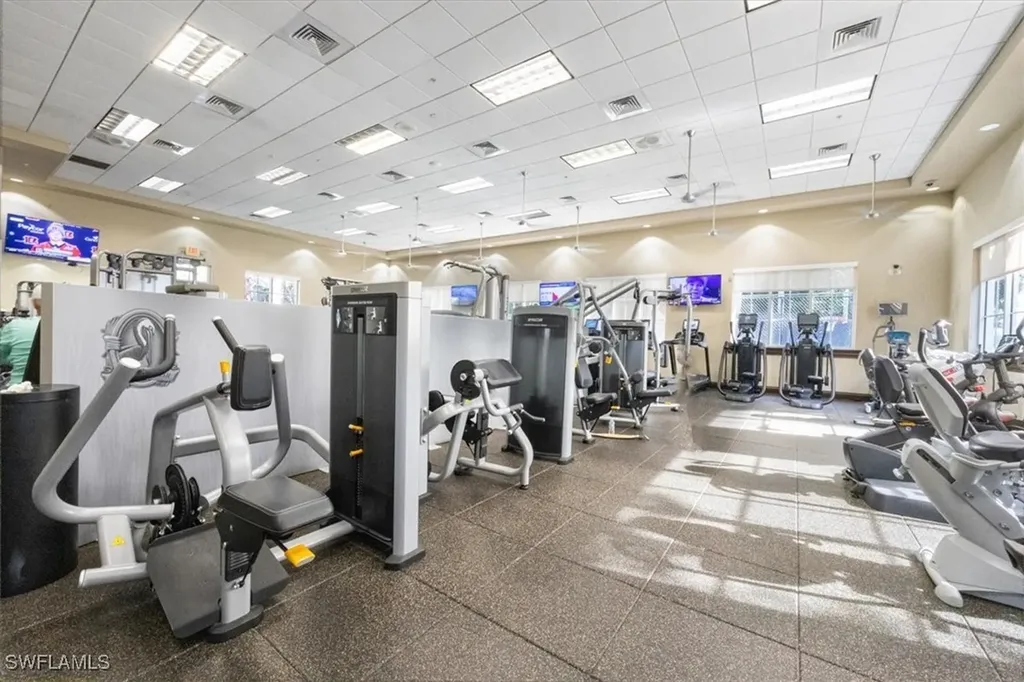 1610 Clermont Drive Naples FL 34109