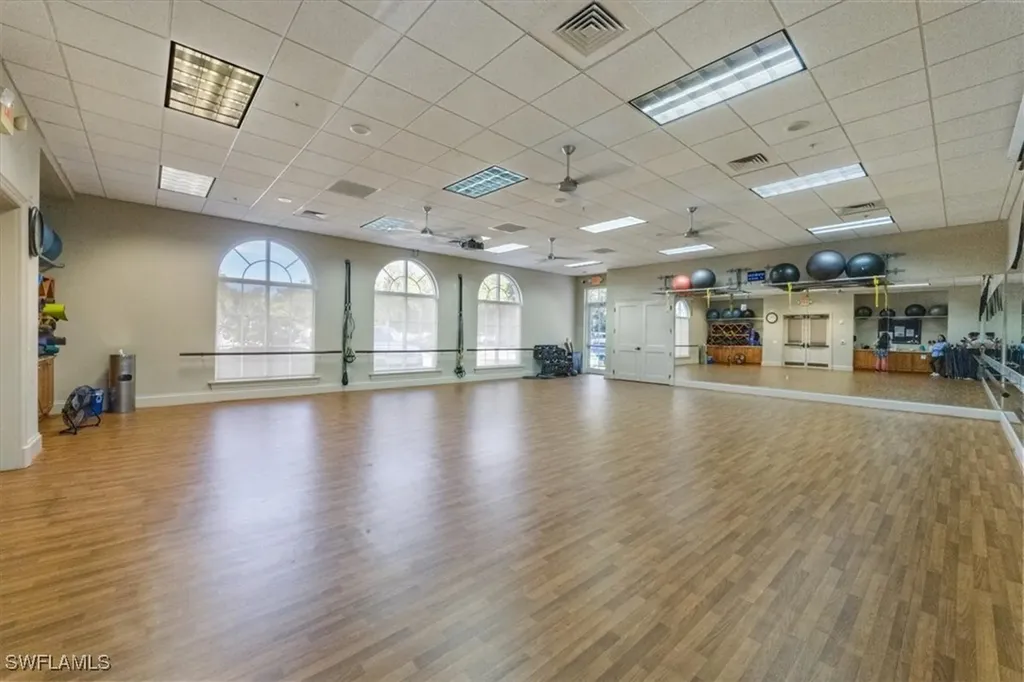 1610 Clermont Drive Naples FL 34109