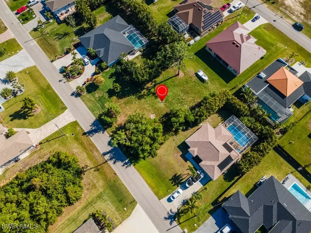 2716 SW 4th Lane Cape Coral FL 33991