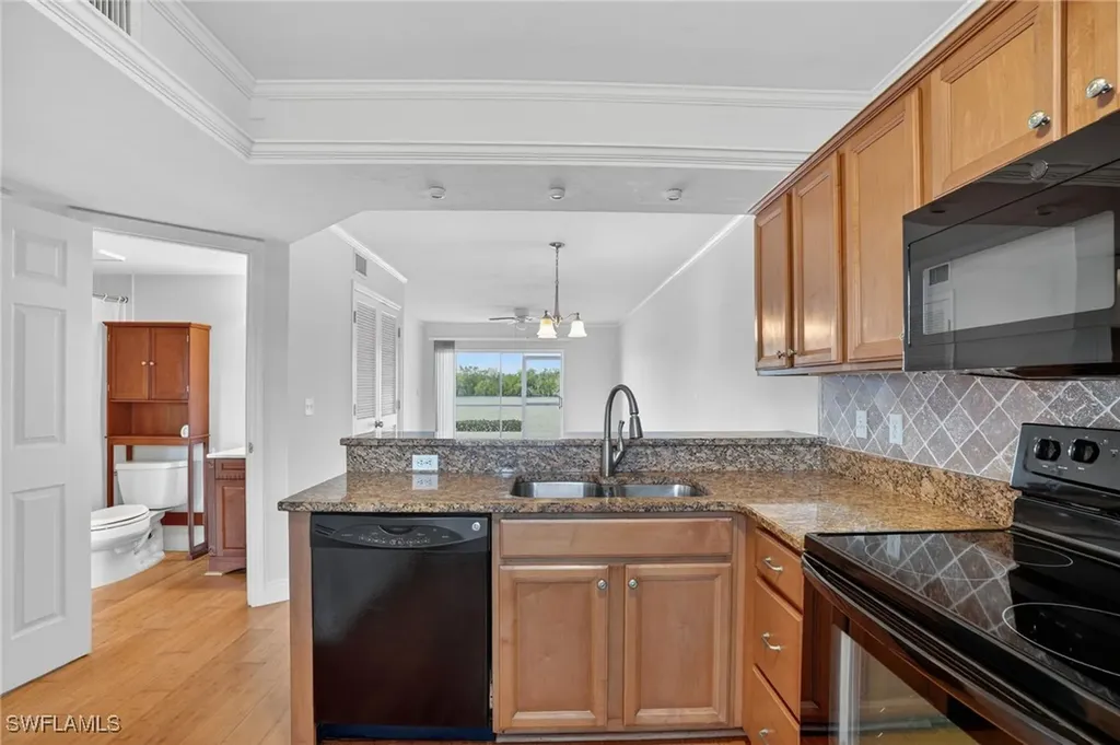 1165 Mainsail Drive Naples FL 34114
