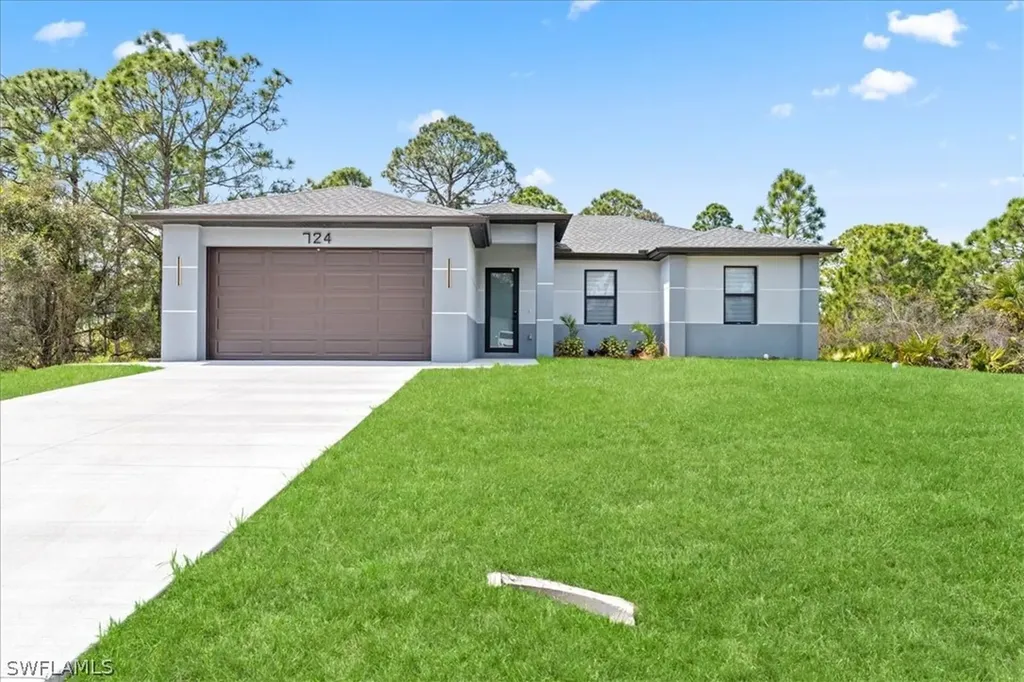 724 Drury Avenue Lehigh Acres FL 33974