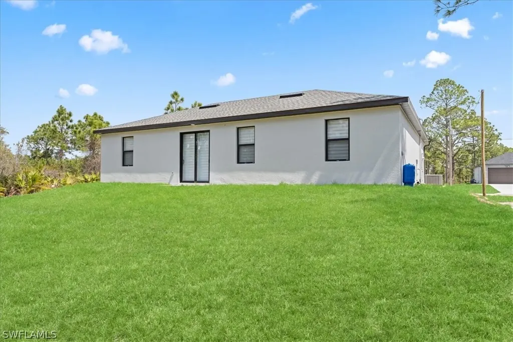 724 Drury Avenue Lehigh Acres FL 33974