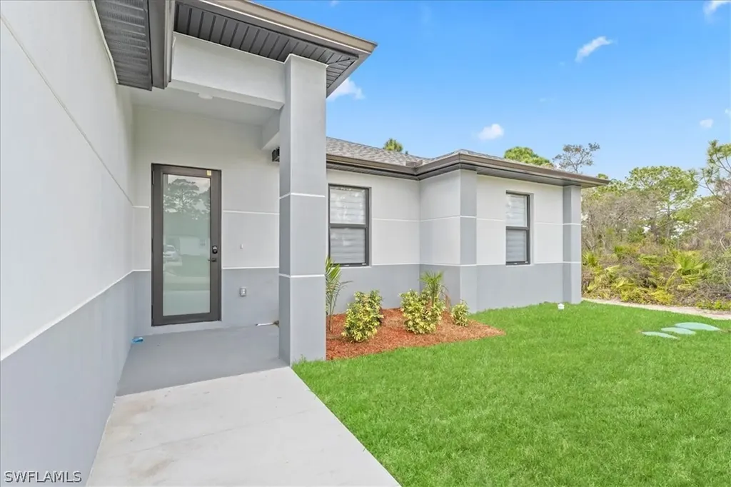 724 Drury Avenue Lehigh Acres FL 33974