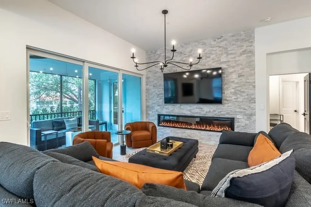 16907 Fairgrove Way Naples FL 34110